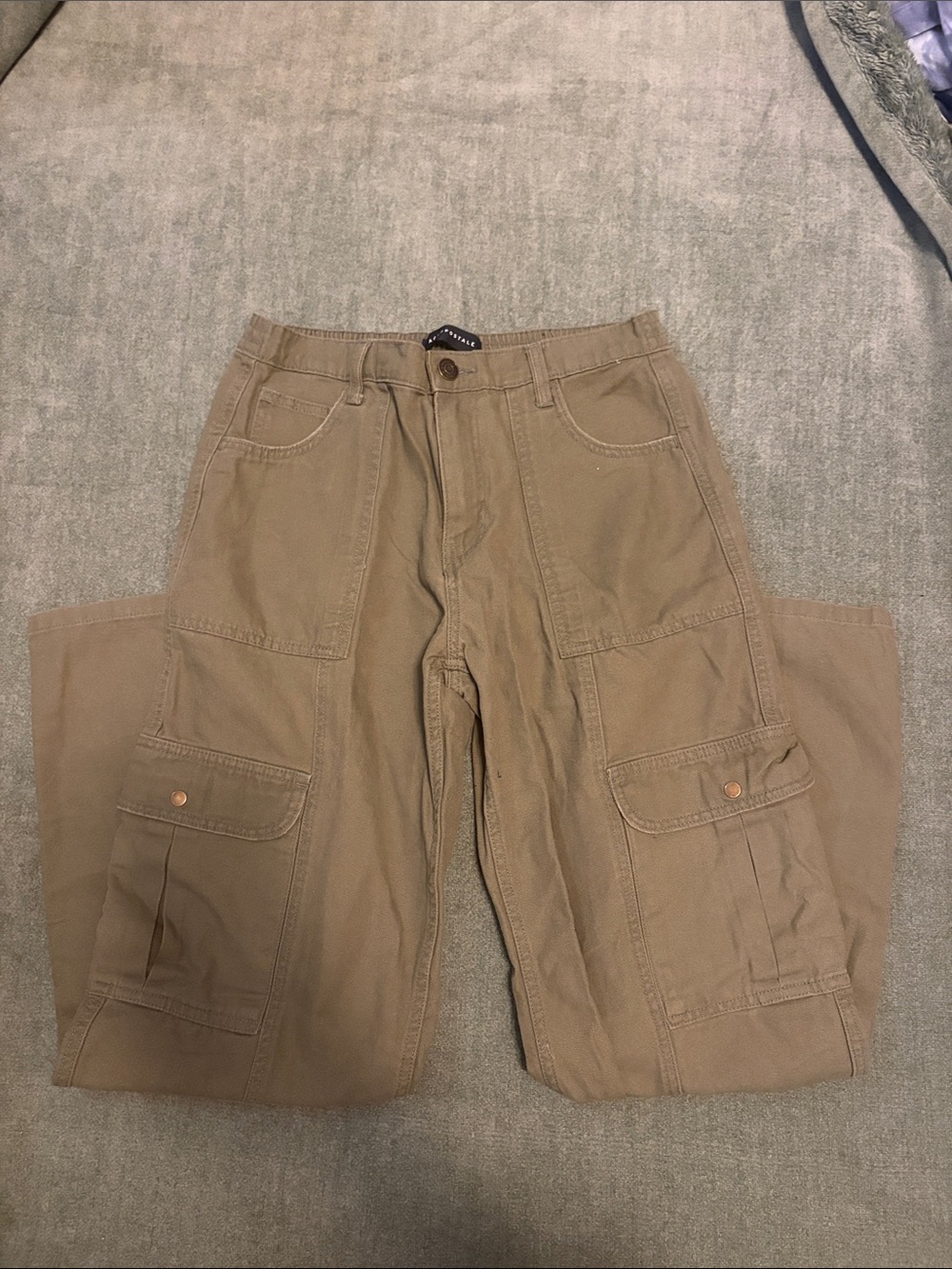 Aeropostale Straight-Leg Cargo Pants in Tan